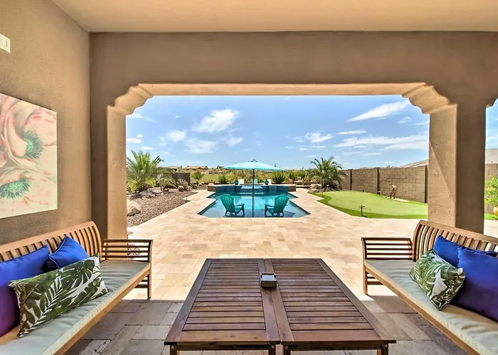 Holiday home Resort-style Pool & Spa: Upscale Goodyear *