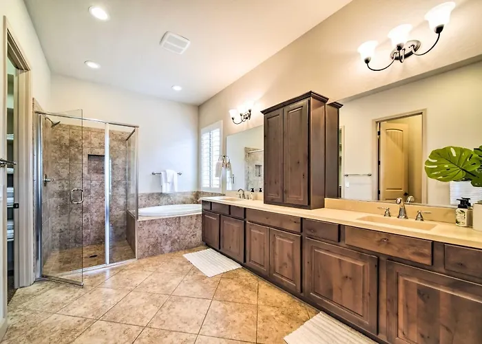 Resort-style Pool & Spa: Upscale Goodyear *