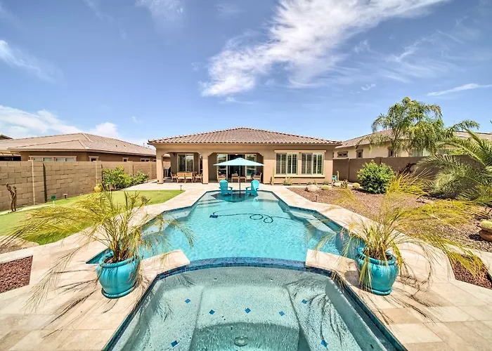 Resort-style Pool & Spa: Upscale Goodyear *